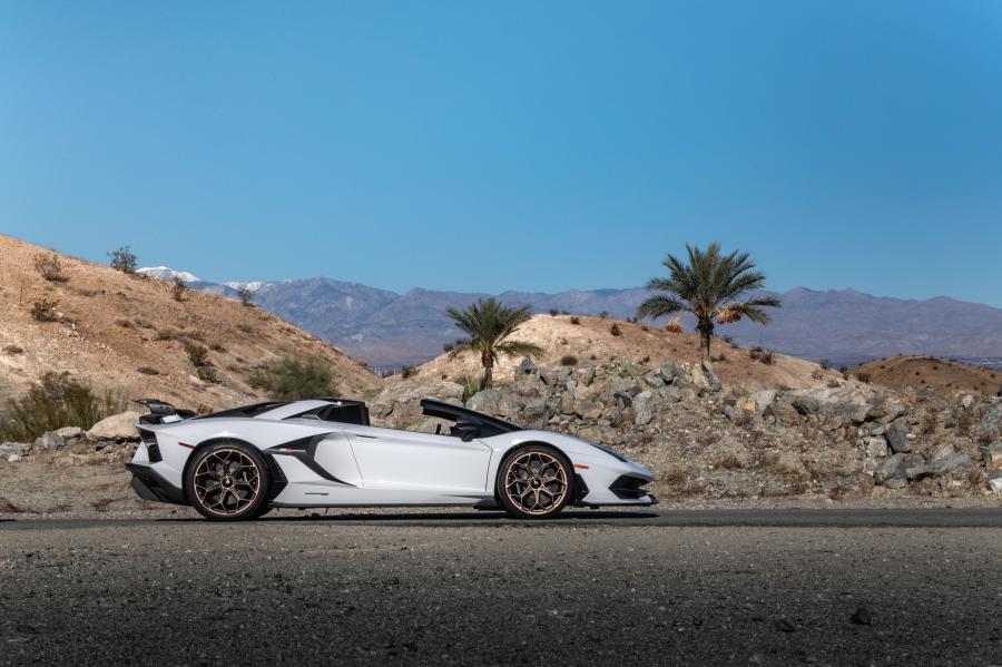  Lamborghini Aventador SVJ Roadster 2019 года  (NA) (фото 32 из 49)